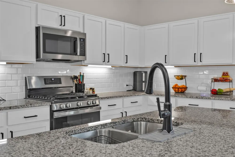 30408 Crystal Stream Lane Magnolia, TX 77355