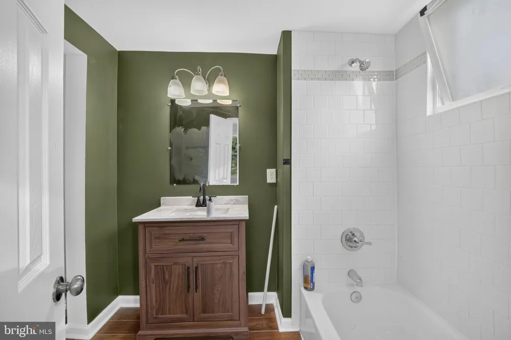 5302 ELSRODE AVENUE Baltimore, MD 21214