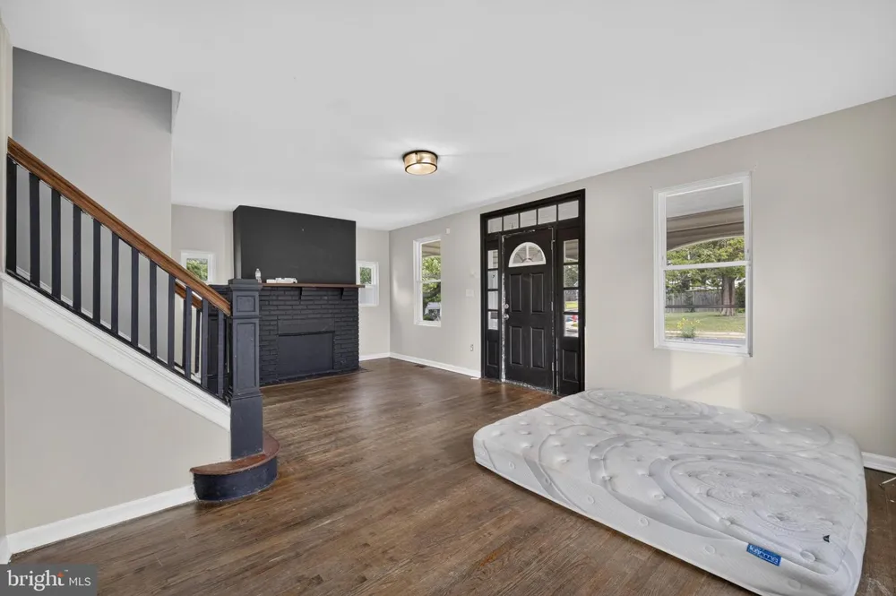 5302 ELSRODE AVENUE Baltimore, MD 21214