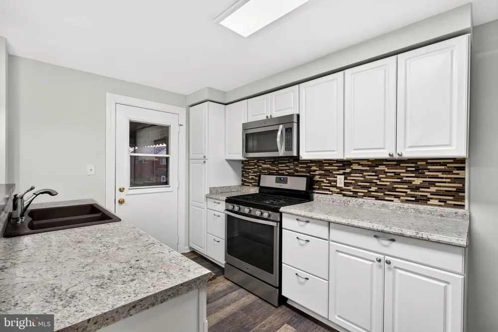 7817 KENTLEY ROAD Dundalk, MD 21222
