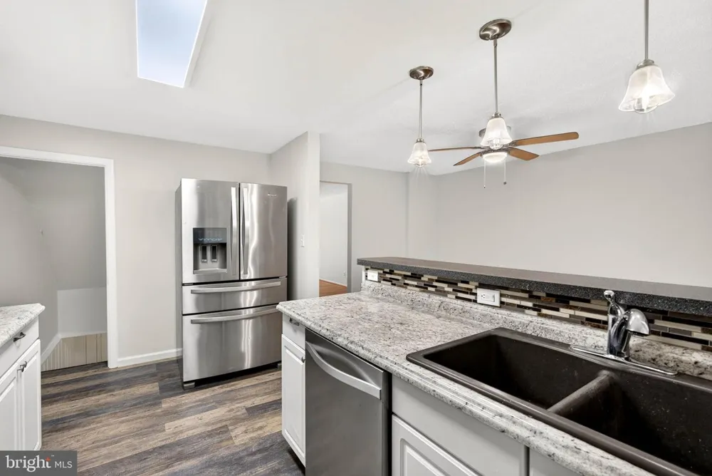 7817 KENTLEY ROAD Dundalk, MD 21222