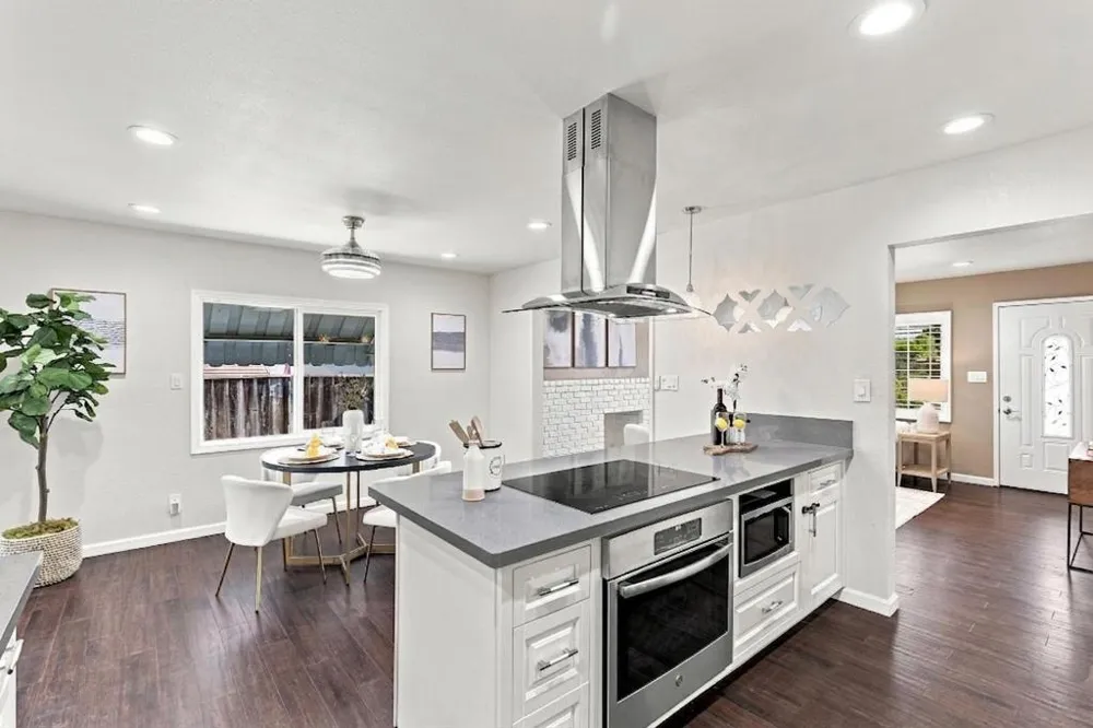 4300 Gayle Drive San Jose, CA 95124
