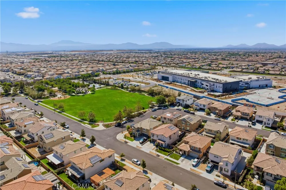16189 Orchard Street Fontana, CA 92336