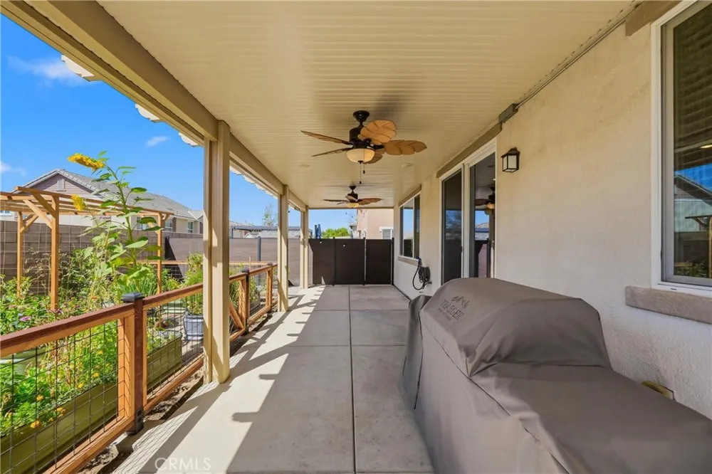 16189 Orchard Street Fontana, CA 92336