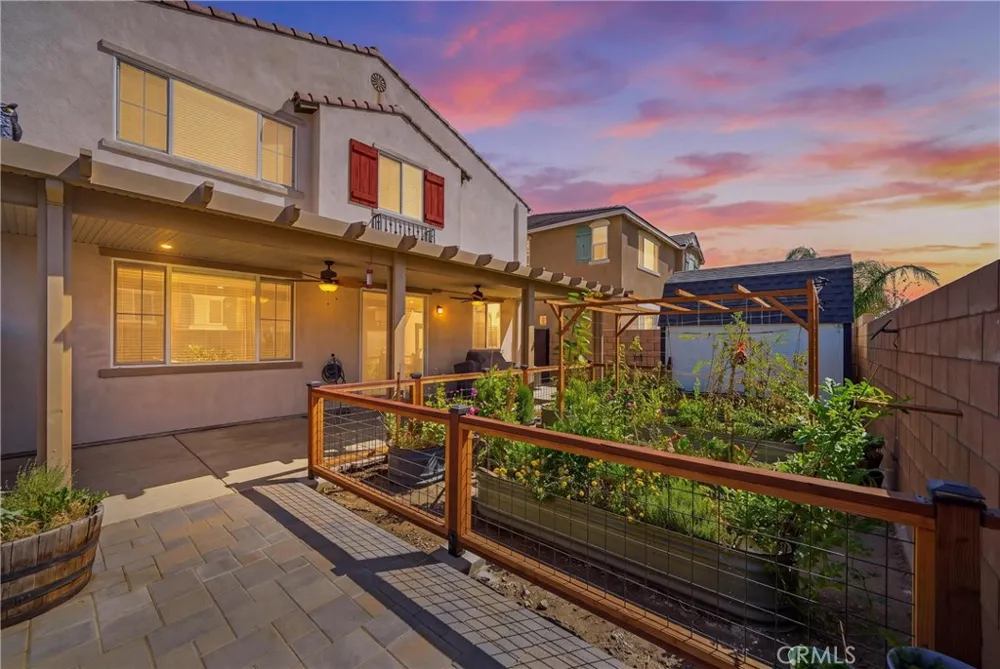 16189 Orchard Street Fontana, CA 92336