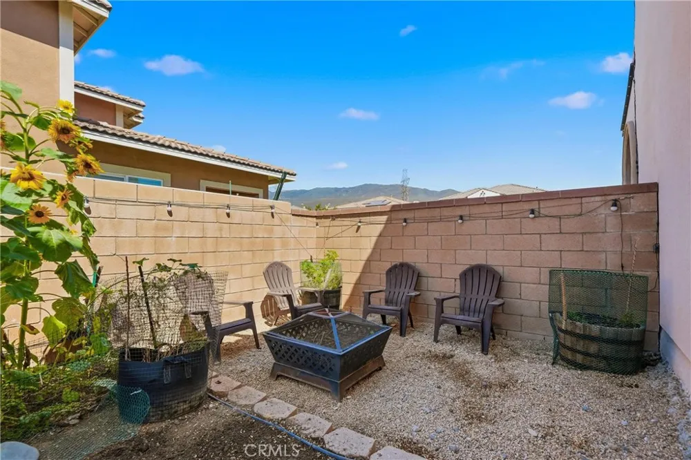 16189 Orchard Street Fontana, CA 92336