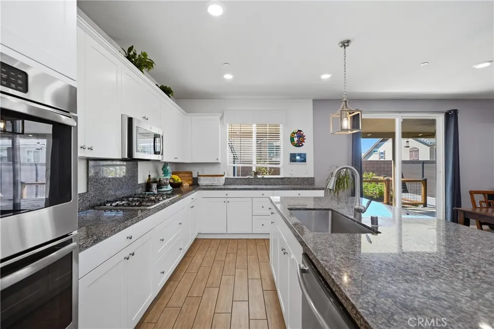 16189 Orchard Street Fontana, CA 92336