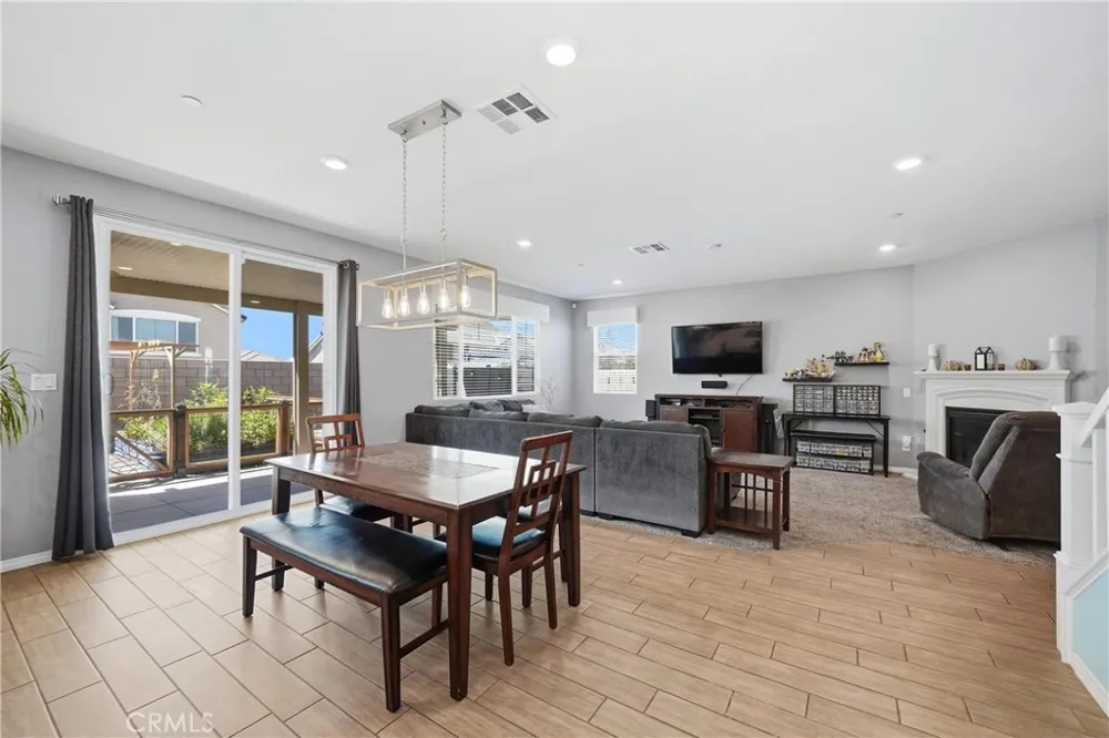 16189 Orchard Street Fontana, CA 92336
