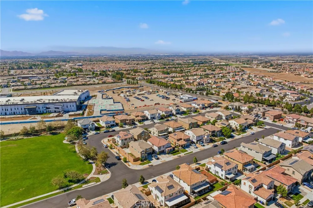 16189 Orchard Street Fontana, CA 92336