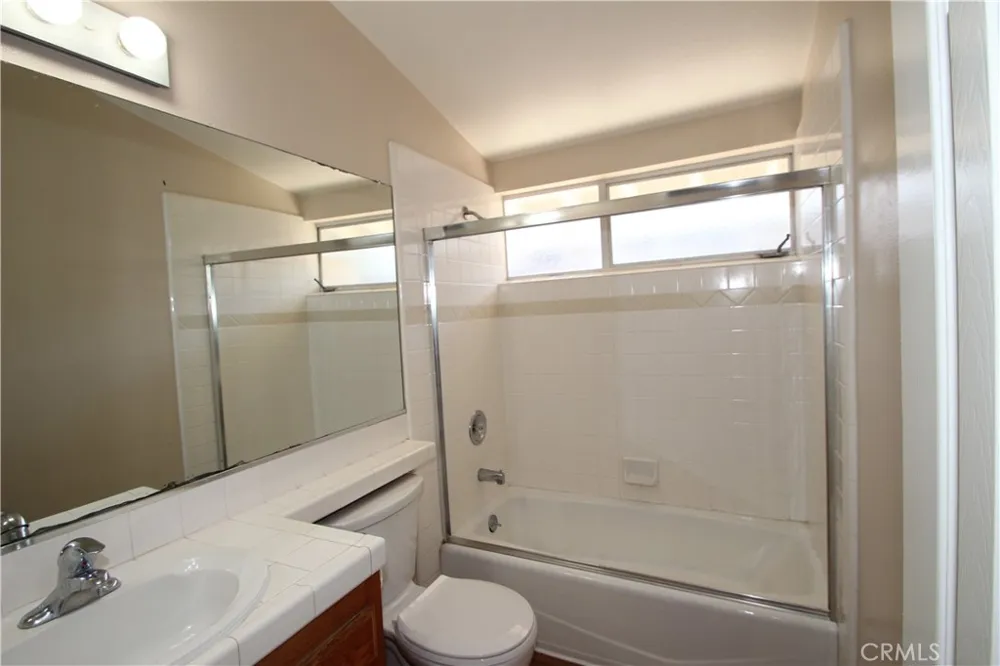 263 Hanover Drive Costa Mesa, CA 92626