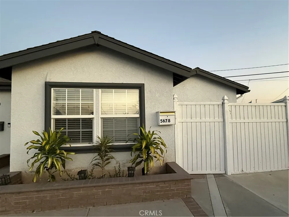 5678 OAK PL Westminster, CA 92683