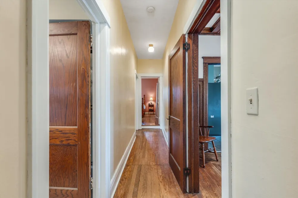 18710 Common Road Roseville, MI 48066