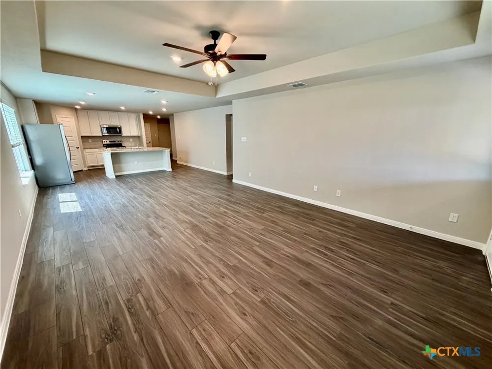 1208 Sweden Seguin, TX 78155