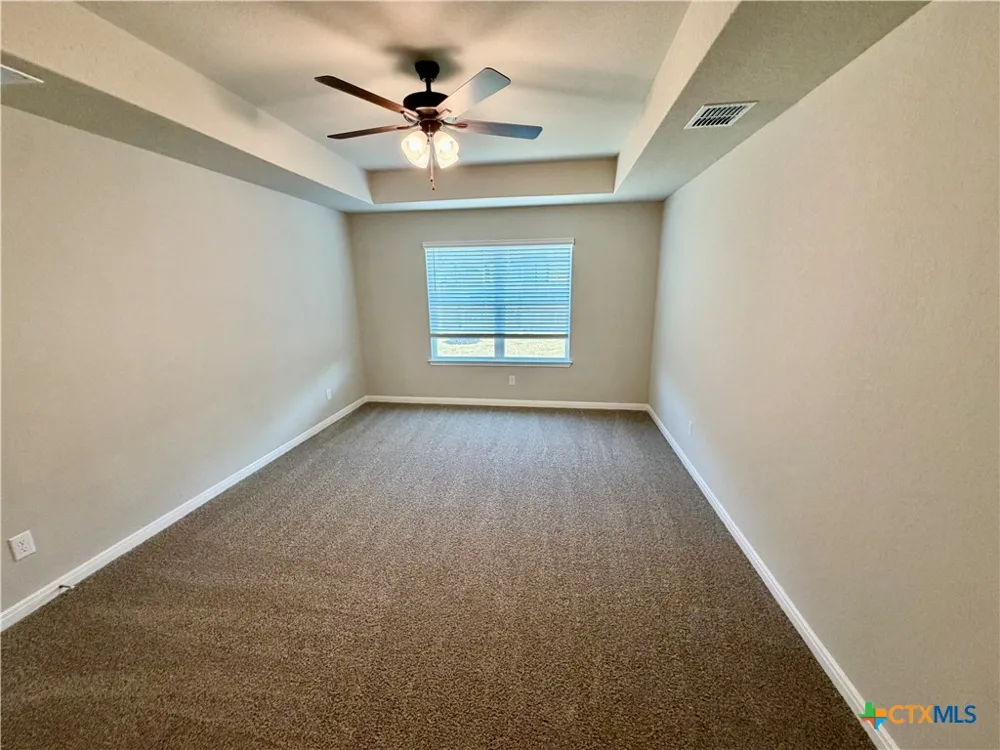 1208 Sweden Seguin, TX 78155