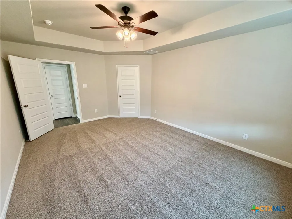 1208 Sweden Seguin, TX 78155