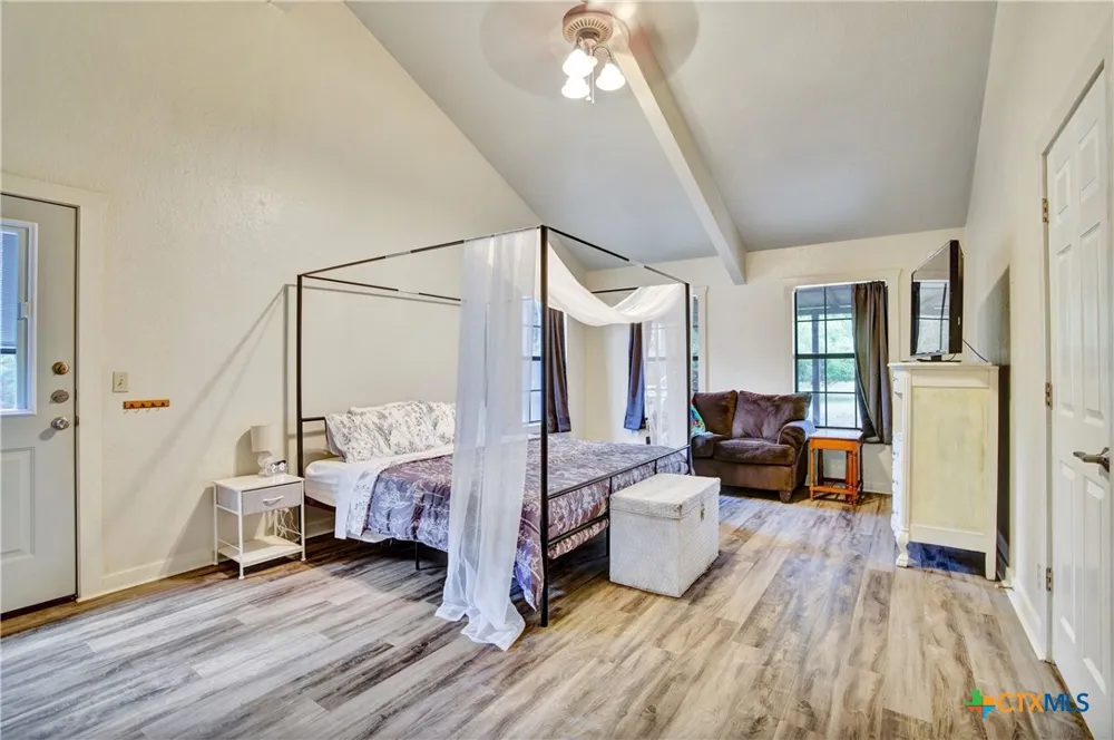 818 Fawn River Drive Spring Branch, TX 78070