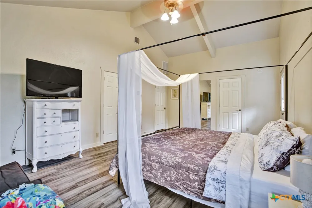 818 Fawn River Drive Spring Branch, TX 78070
