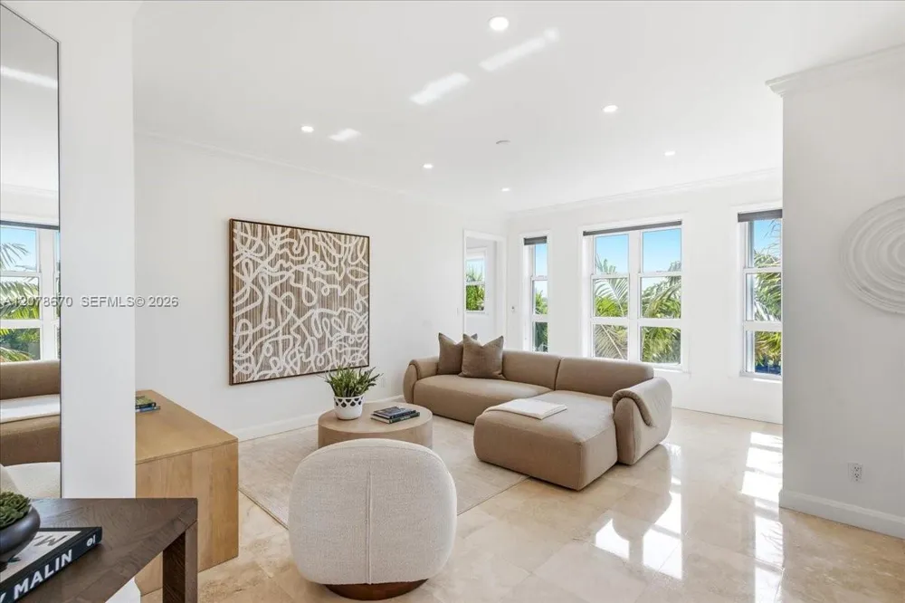 13633 Deering Bay Dr #256 Coral Gables, FL 33158