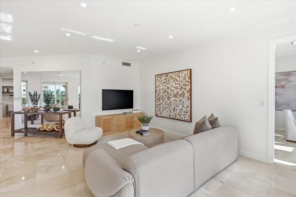 13633 Deering Bay Dr #256 Coral Gables, FL 33158