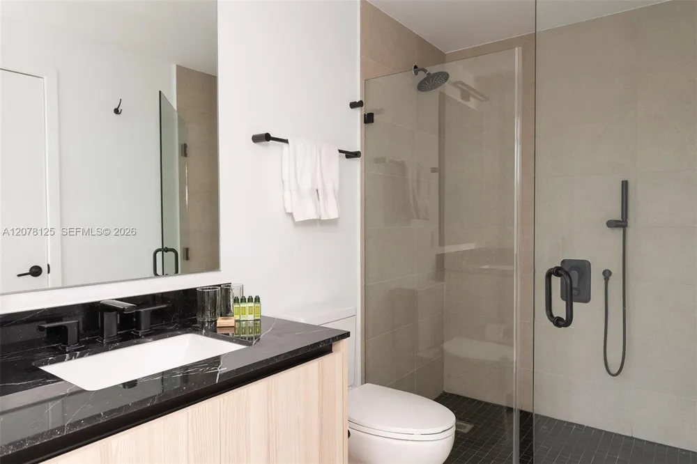 225 Miami Ave #2107 Miami, FL 33128