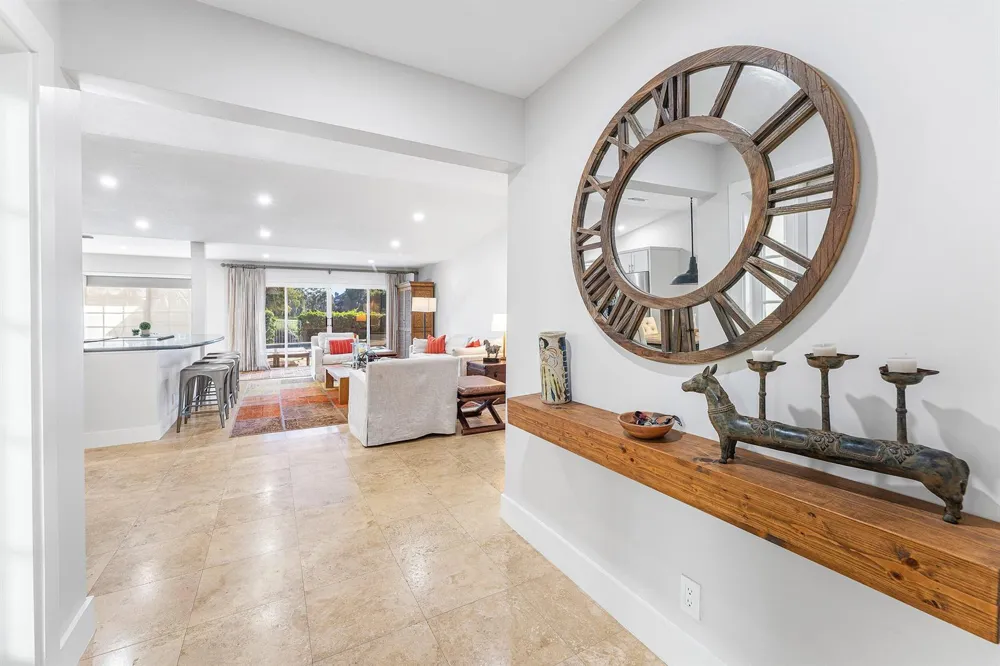 2312 Las Casitas Drive Wellington, FL 33414