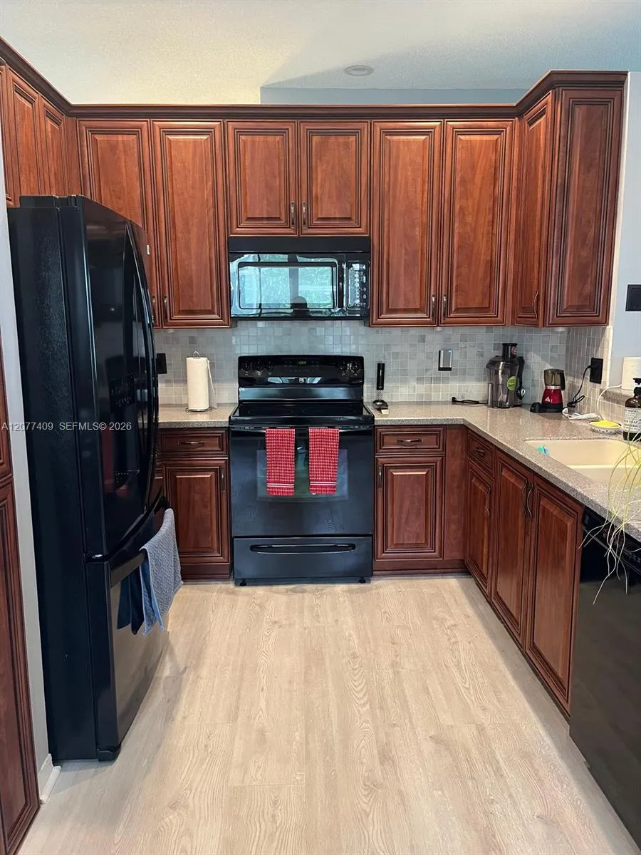 761 Tanglewood Cir #761 Weston, FL 33327