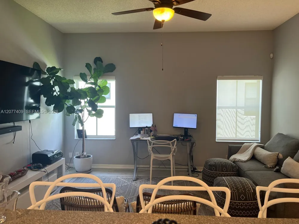 761 Tanglewood Cir #761 Weston, FL 33327