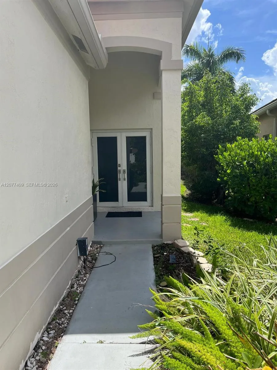 761 Tanglewood Cir #761 Weston, FL 33327