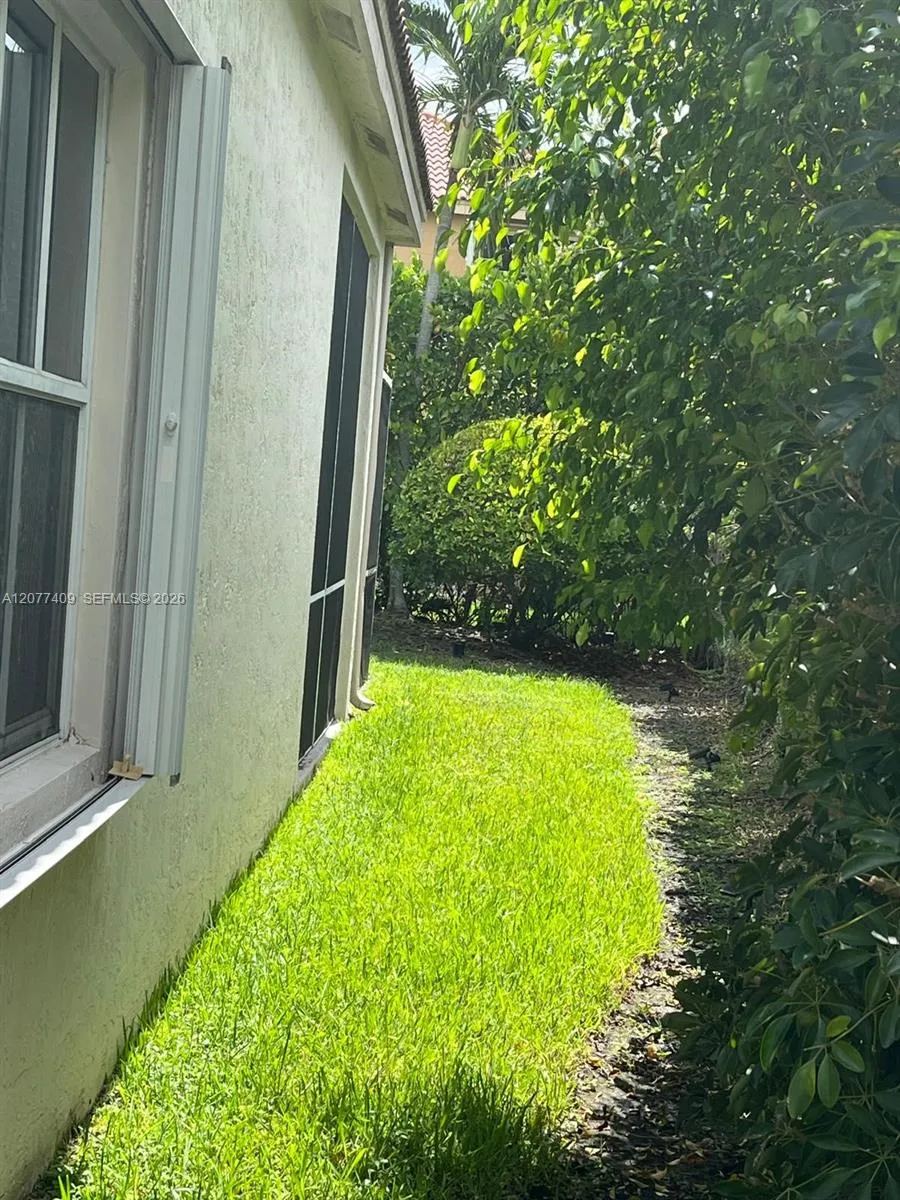 761 Tanglewood Cir #761 Weston, FL 33327