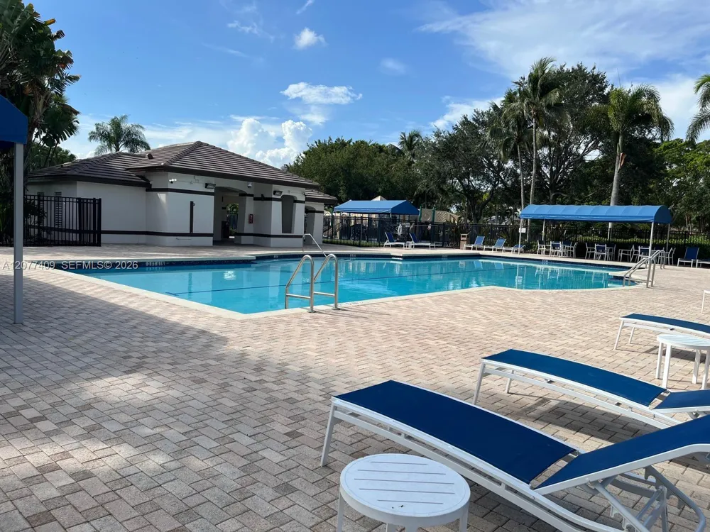 761 Tanglewood Cir #761 Weston, FL 33327