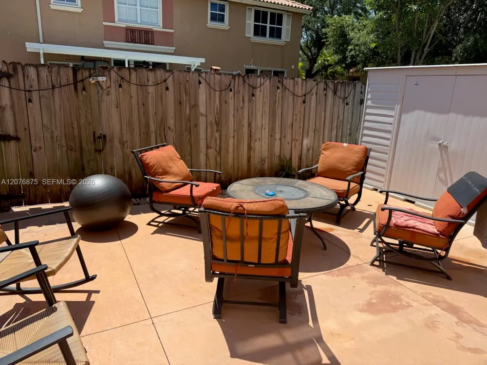 3158 SW 152nd Pl Miami, FL 33185