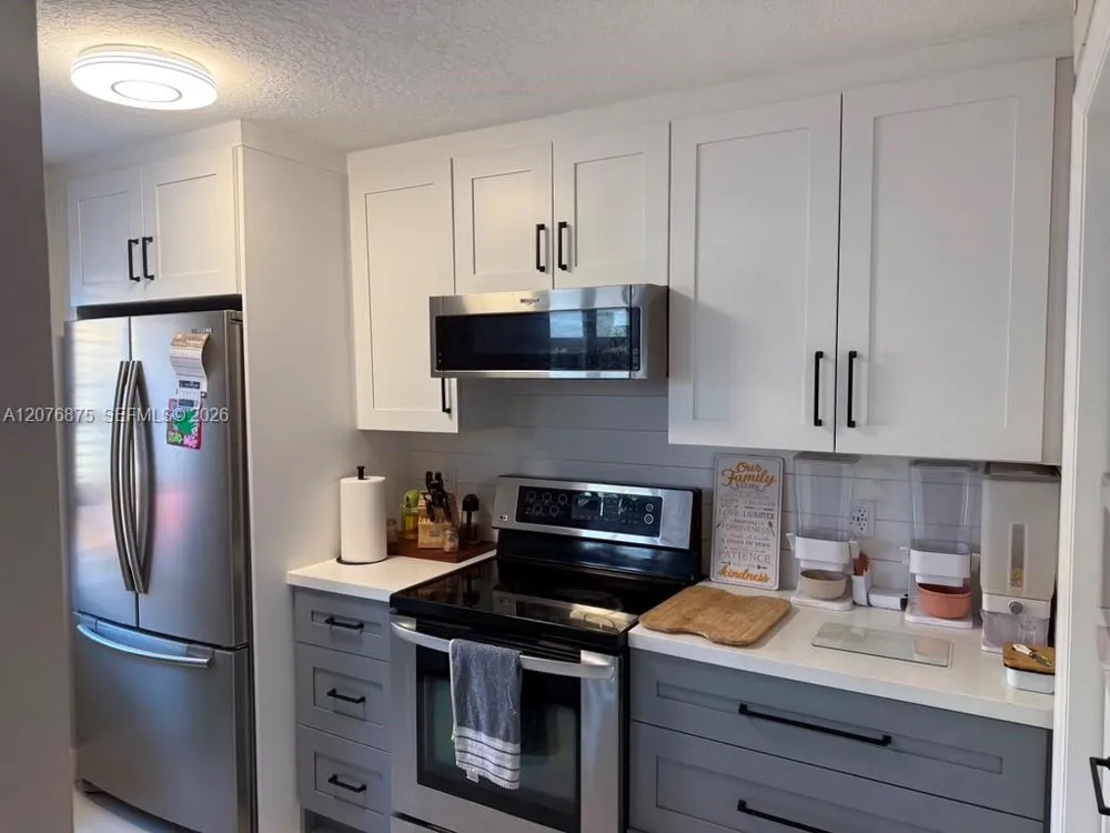 3158 SW 152nd Pl Miami, FL 33185