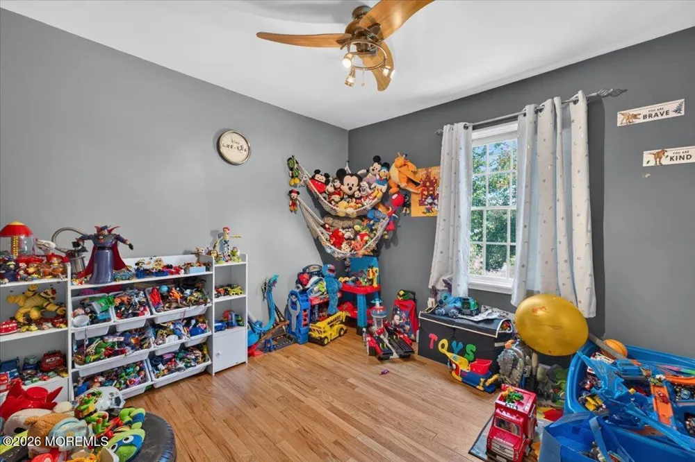 76 Swimming River Road Lincroft, NJ 07738