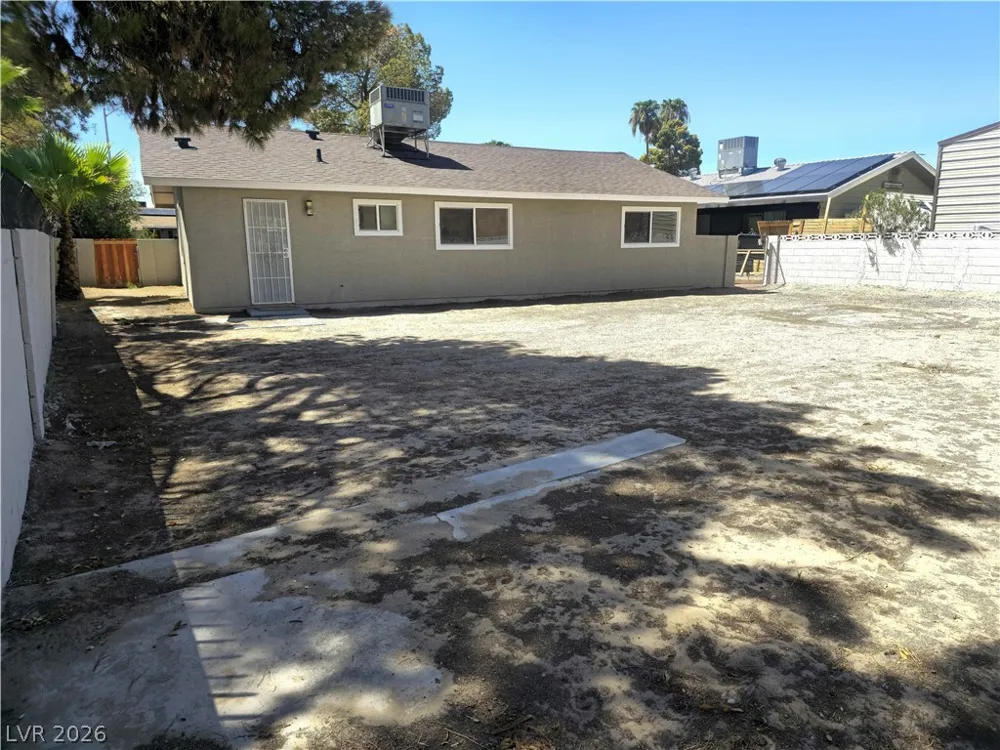 5230 Rou Circle Las Vegas, NV 89122