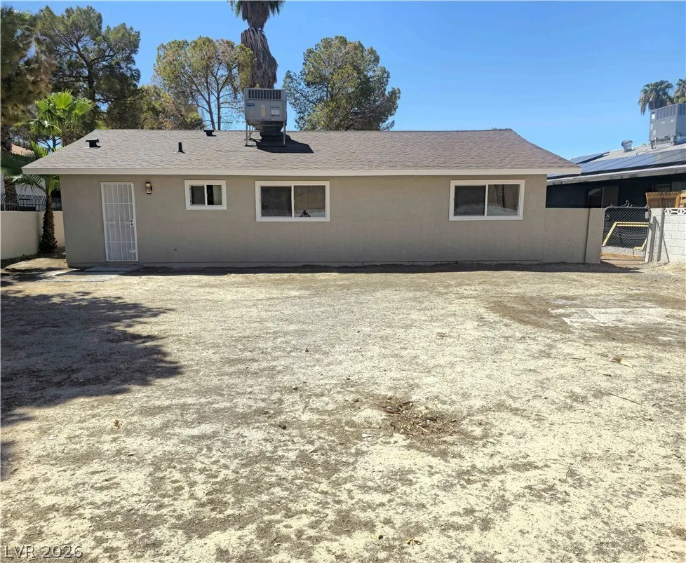 5230 Rou Circle Las Vegas, NV 89122