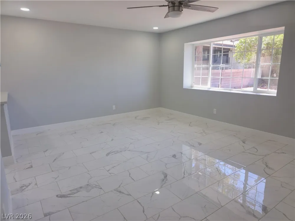5230 Rou Circle Las Vegas, NV 89122
