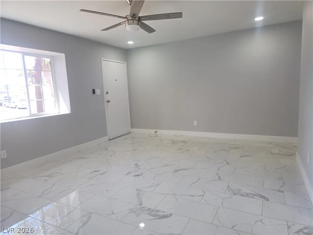 5230 Rou Circle Las Vegas, NV 89122