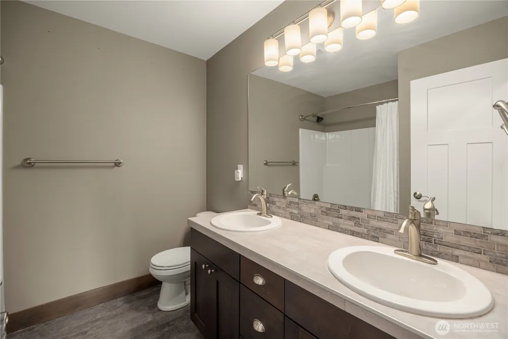 11714 137th Drive NE Lake Stevens, WA 98258