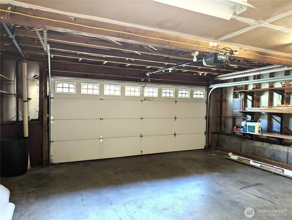 31409 32nd Avenue SW Federal Way, WA 98023