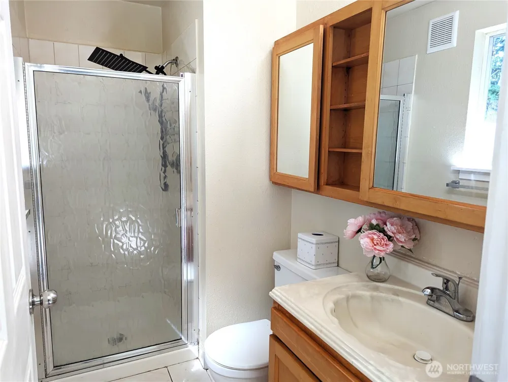 31409 32nd Avenue SW Federal Way, WA 98023