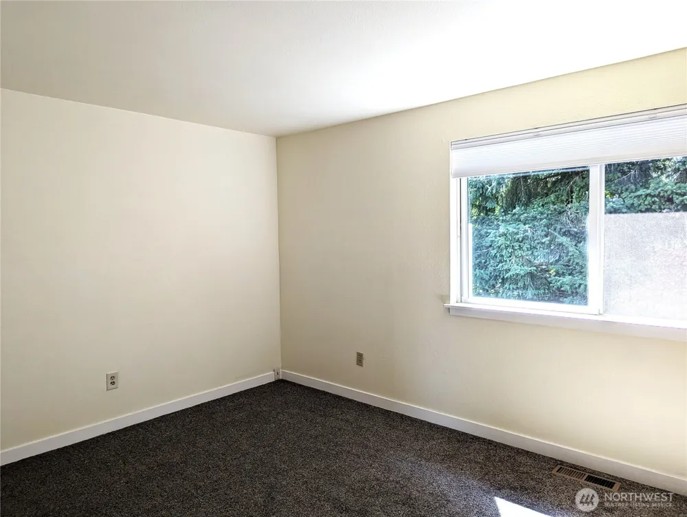 31409 32nd Avenue SW Federal Way, WA 98023