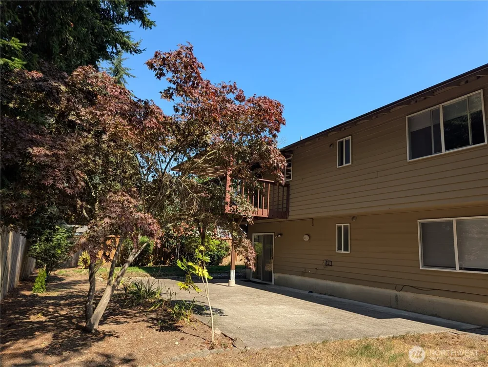 31409 32nd Avenue SW Federal Way, WA 98023