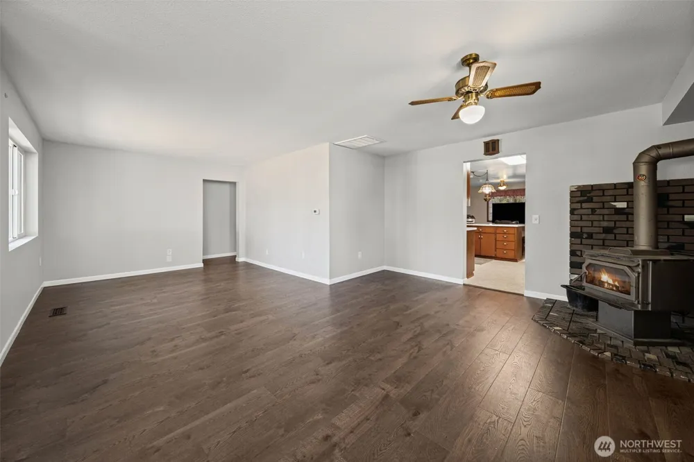 281 S C STREET Buckley, WA 98321