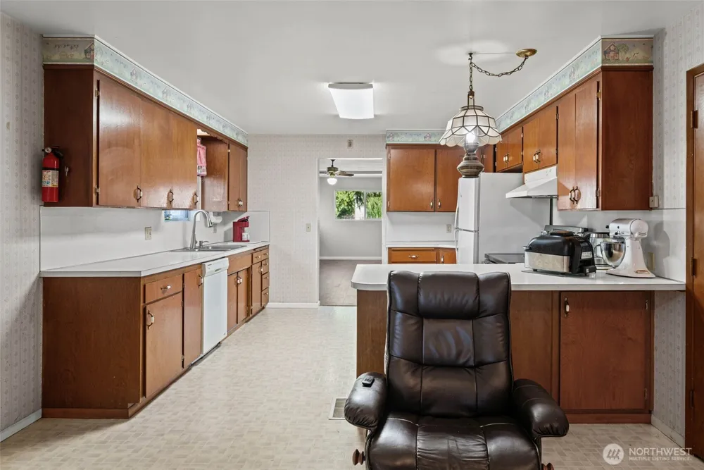 281 S C STREET Buckley, WA 98321