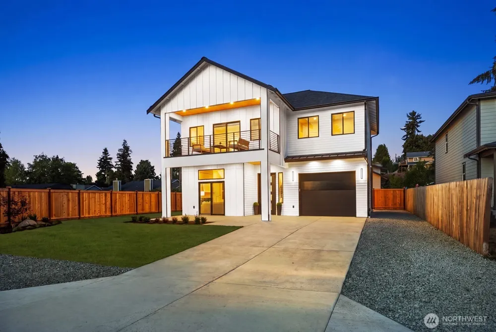 2903 Crystal Springs Road W University Place, WA 98466