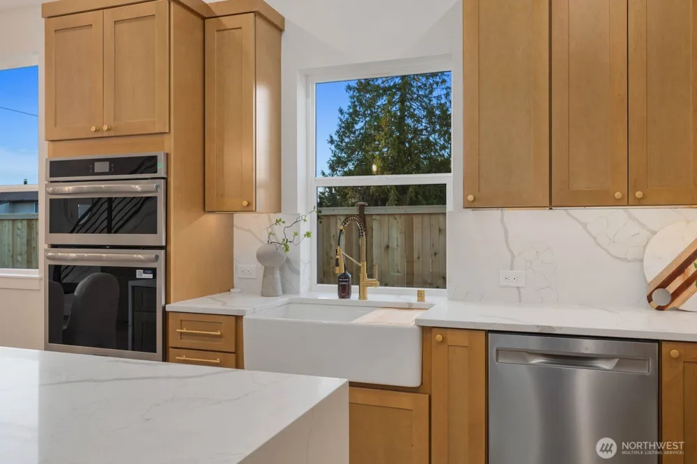 2903 Crystal Springs Road W University Place, WA 98466