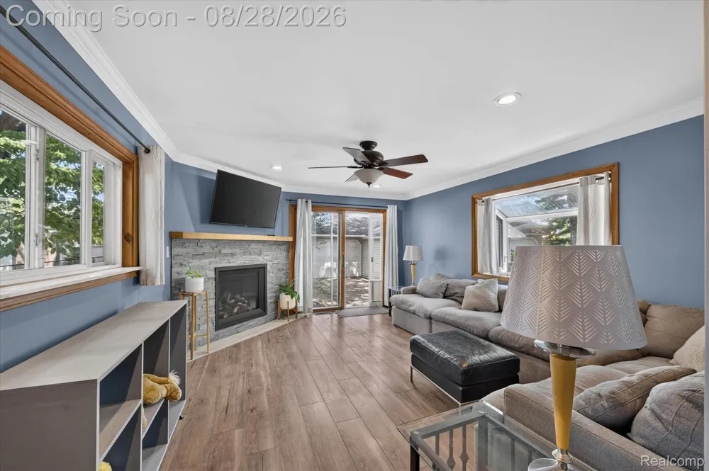 2252 Harvard Road Berkley City, MI 48072