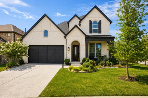 6817 Tadpole Trail