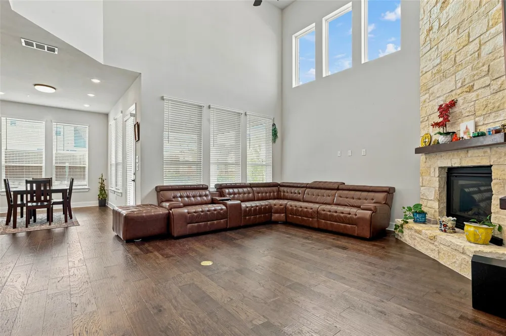 6817 Tadpole Trail McKinney, TX 75071