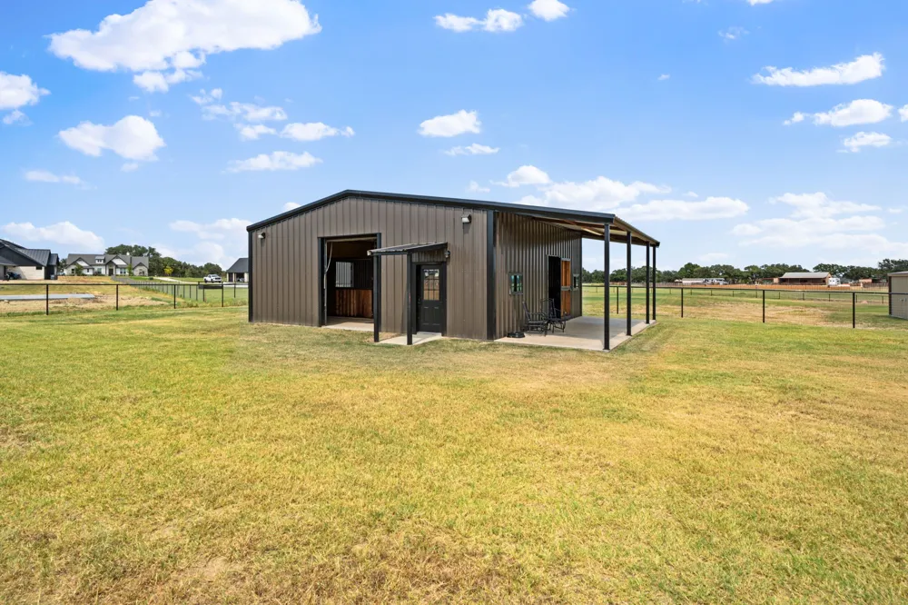 460 Royal Santana Run Weatherford, TX 76087